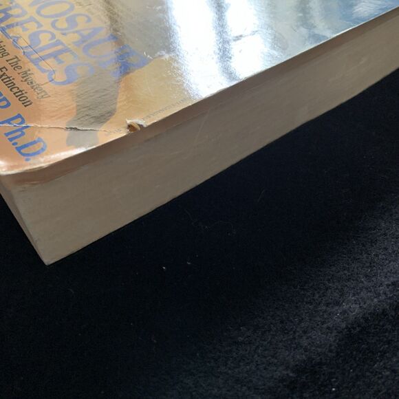 The Dinosaur Heresies : New Theories Unlocking the Mystery of the Dinosaurs and - Picture 7 of 9